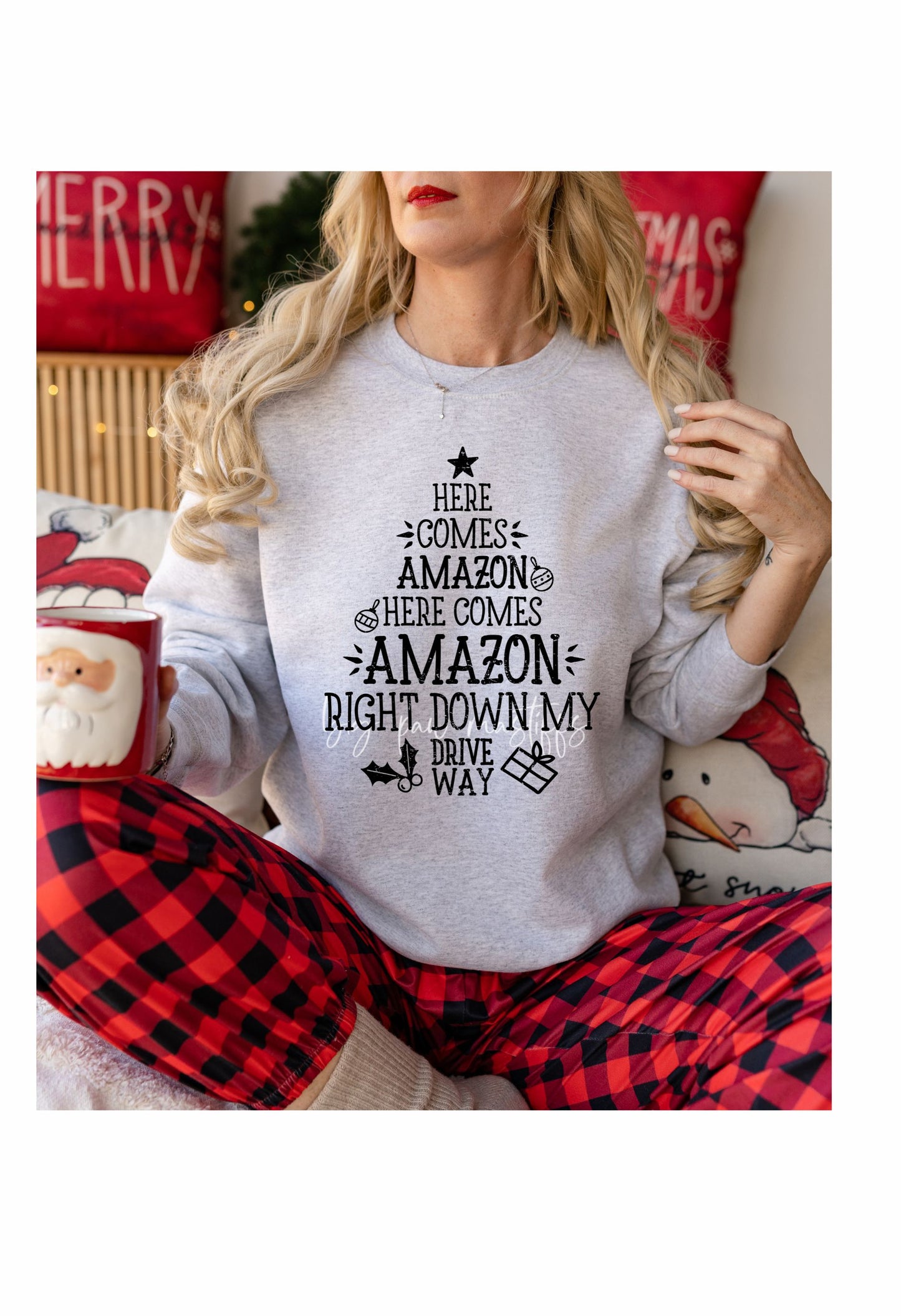 Here Comes Amazon T Shirt/Sweatshirt