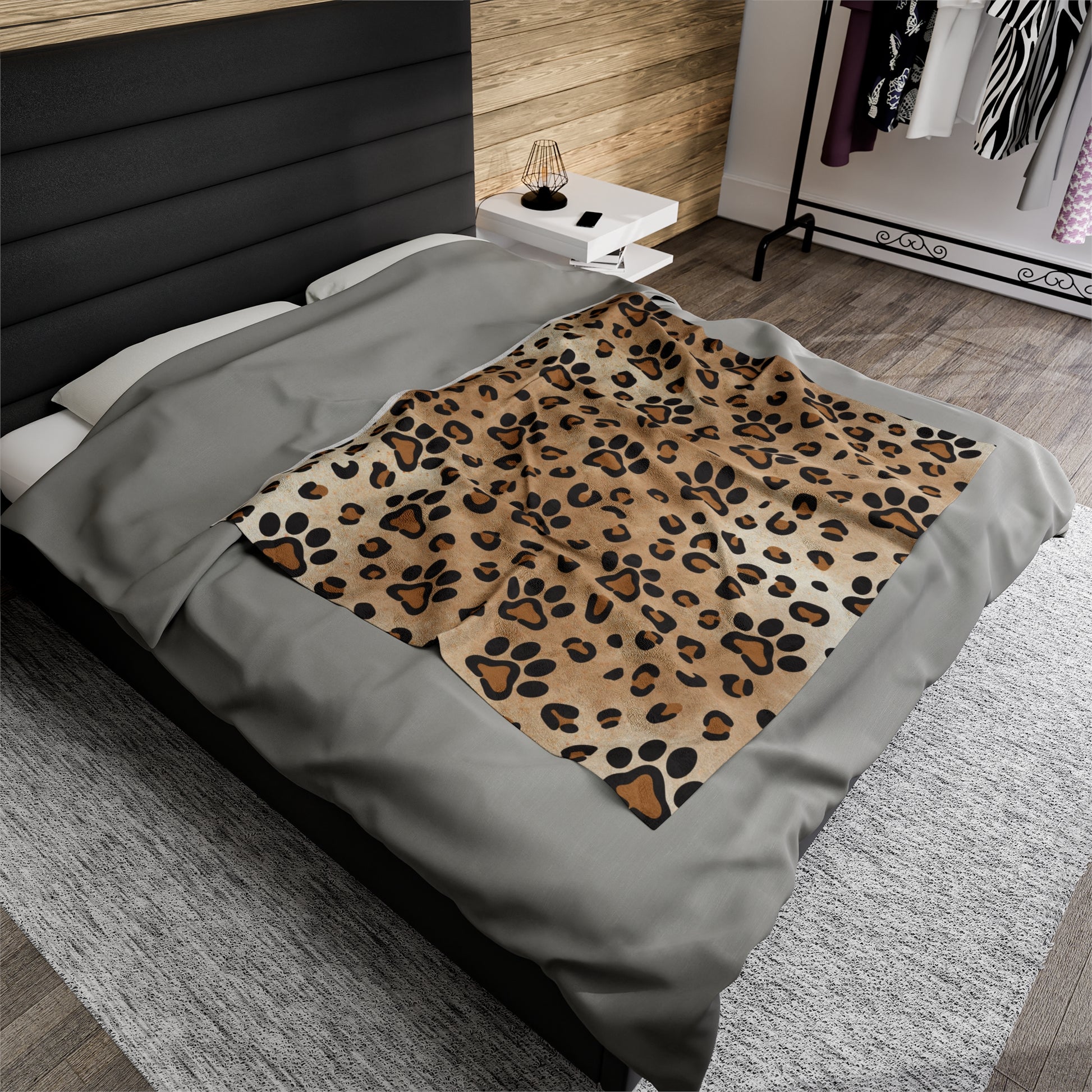 Leopard Paw Print Velveteen Plush Blanket