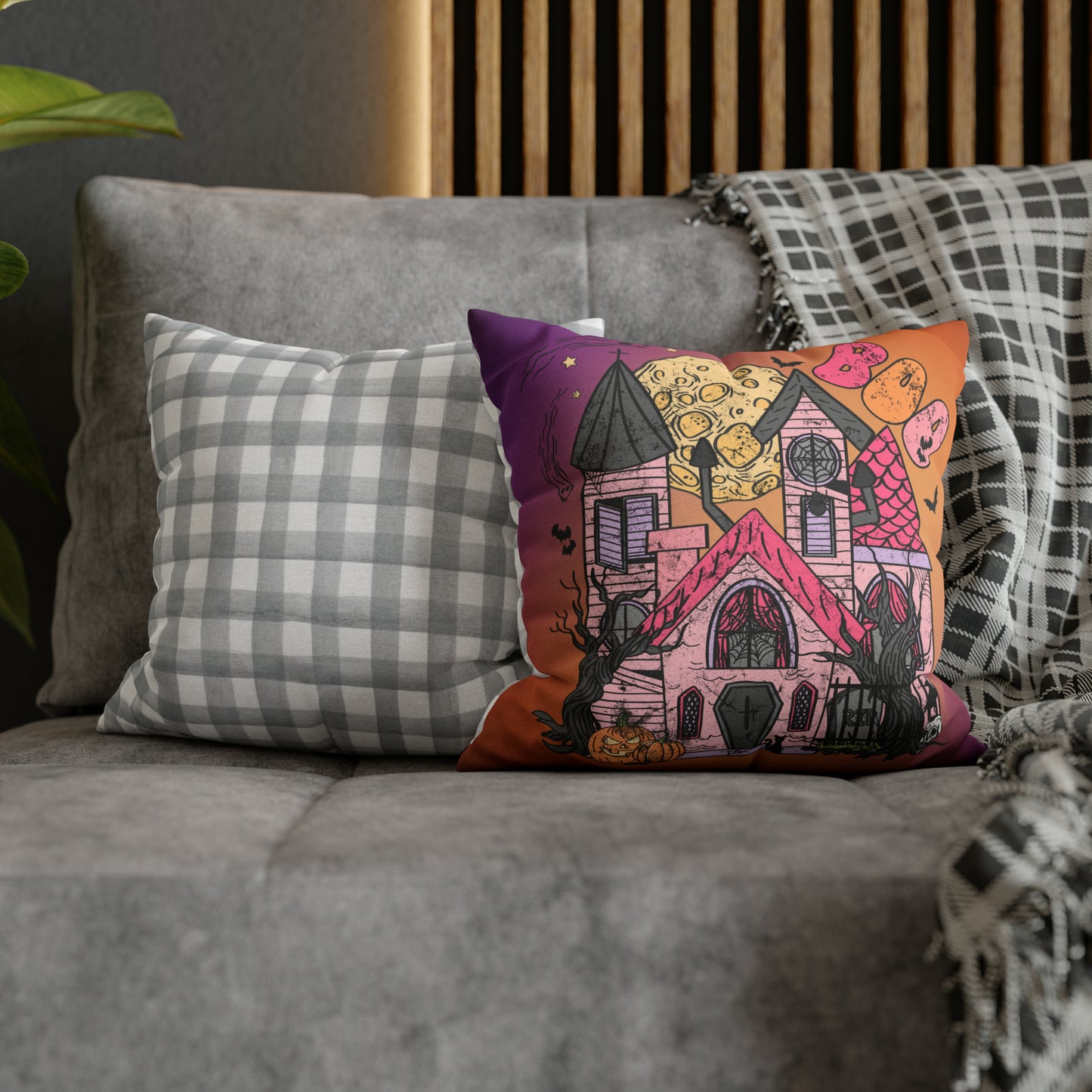 Haunted House Spun Polyester Square Pillow Case 14" × 14"