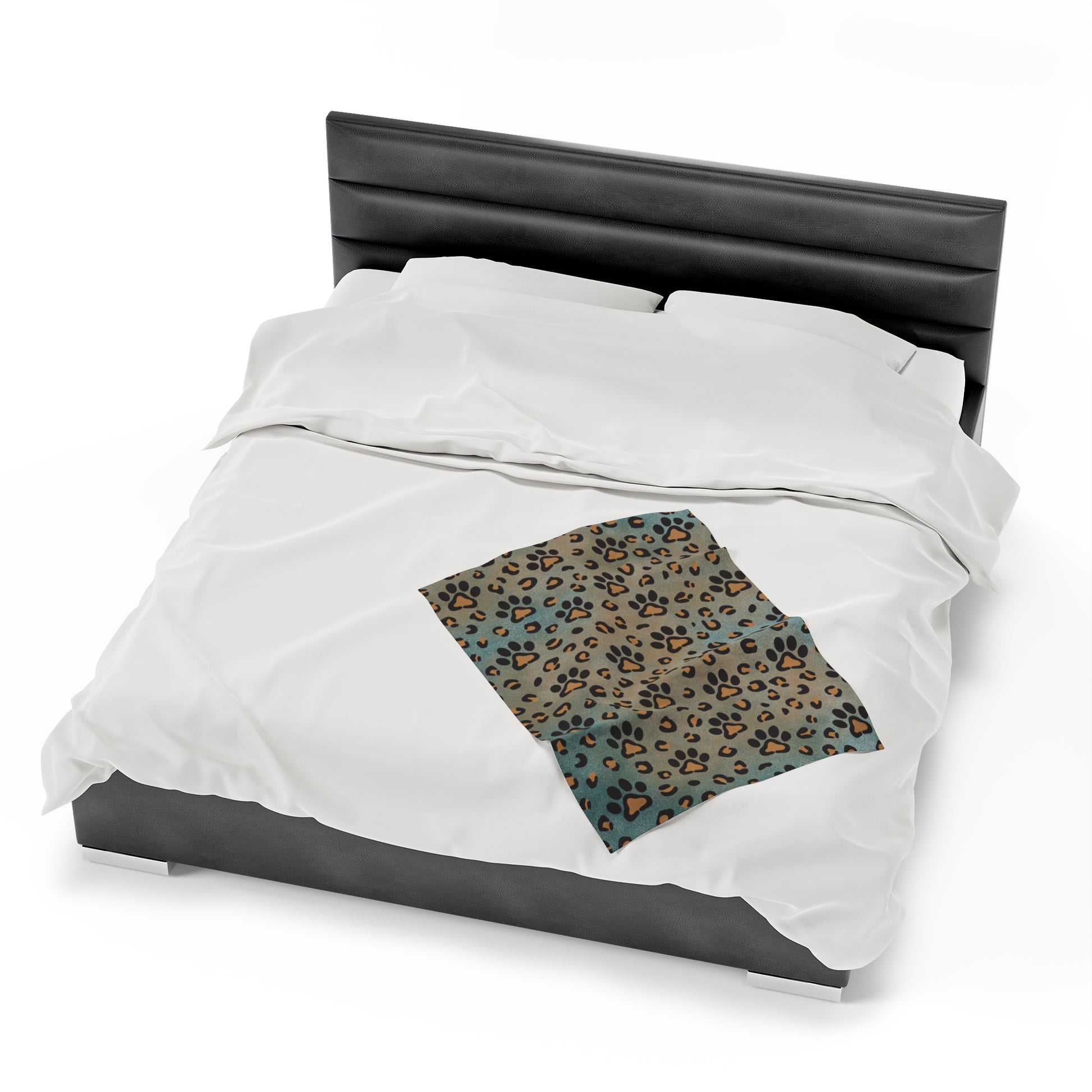 Leopard Paw Print Velveteen Plush Blanket *2