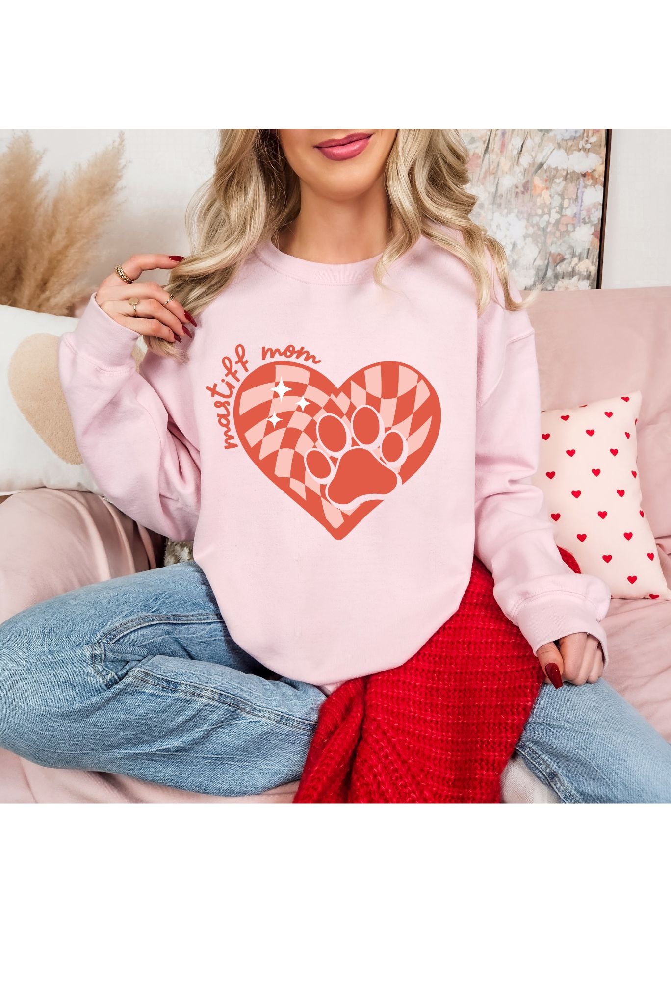 Mastiff Mom Checkered Heart Sweatshirt/T Shirt