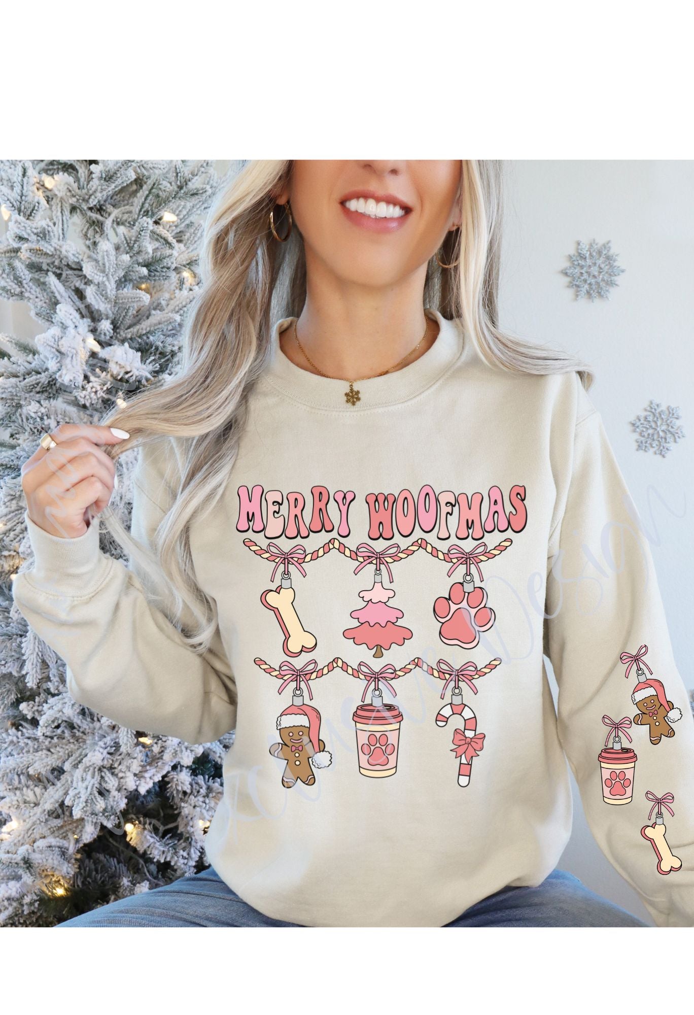 Merry Woofmas OrnamentsT Shirt/Sweatshirt