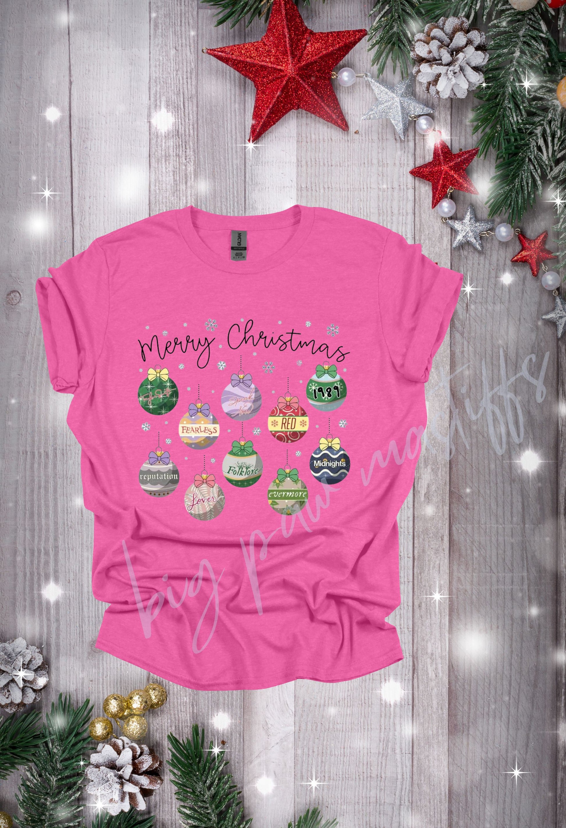 Merry Christmas Taylor Swift OrnamentsT Shirt/Sweatshirt