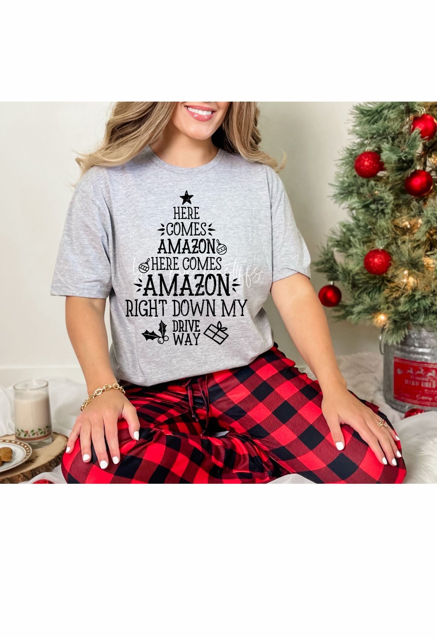 Here Comes Amazon T Shirt/Sweatshirt